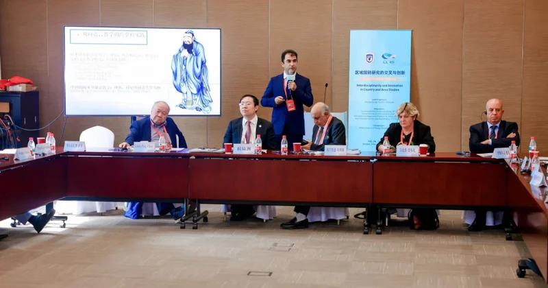 Şanxayda beynəlxalq konfransda Azərbaycan və Çin dillərinin qarşılıqlı tədrisindən danışılıb