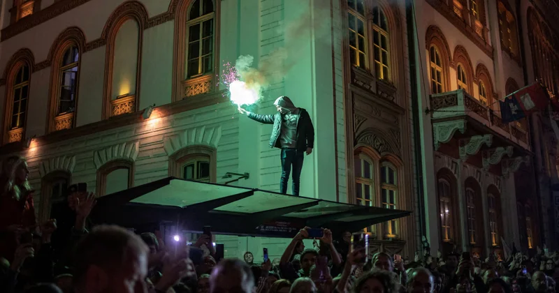 Белград кипит объектив