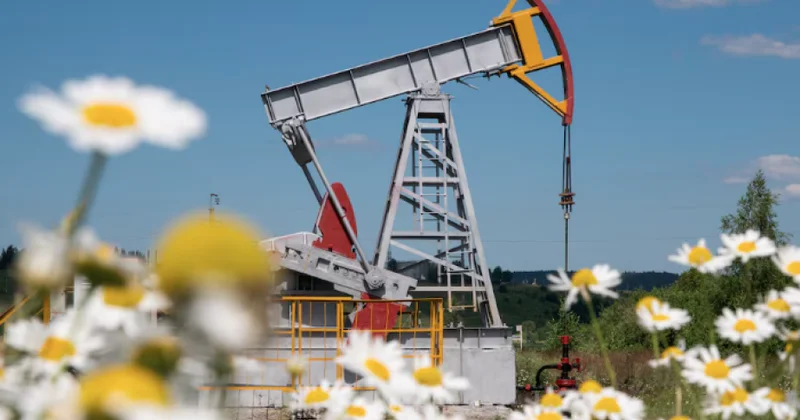 Dünya birjalarında neft ucuzlaşıb