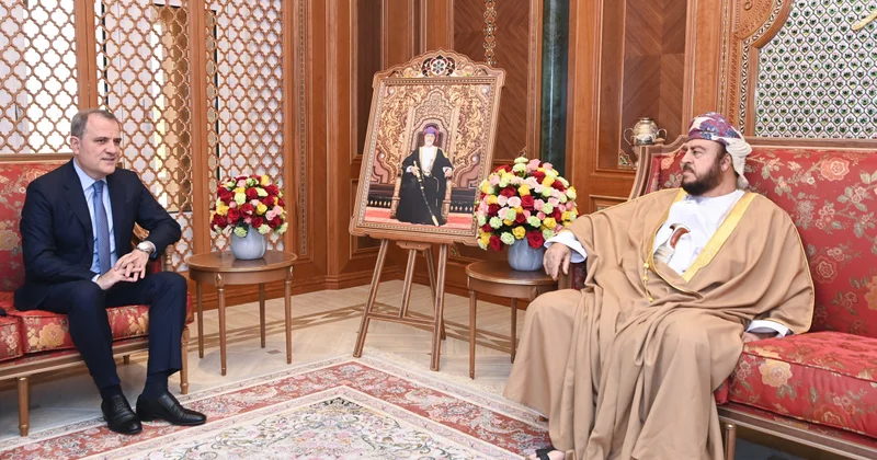 Ceyhun Bayramov Oman Sultanının xüsusi nümayəndəsi ilə görüşüb