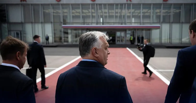 Премьер Польши раскритиковал Орбана за любовь к Москве