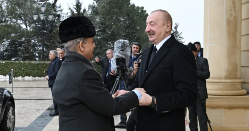 Şahbaz Şərif Zəfər paradında iştirak edəcək