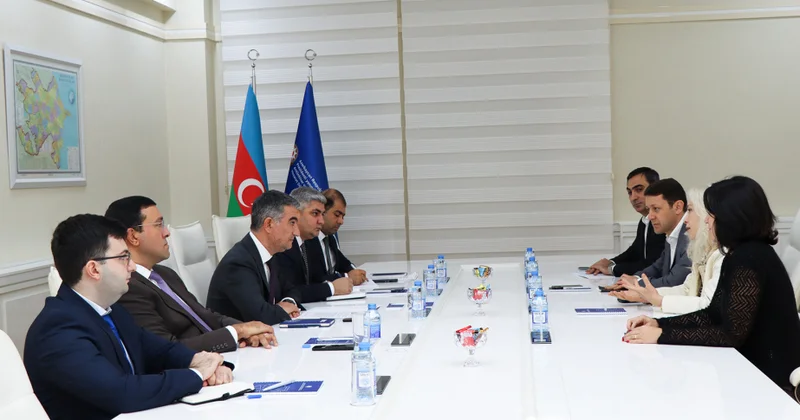 Alkoqolsuz içkilər bazarının cari vəziyyəti müzakirə olunub