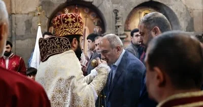 Paşinyan Qaregini faktla hədəldi: “Katolikos subaylıq andını pozub”
