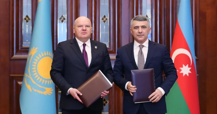 Ali Məhkəmə ilə Qazaxıstanın Ali Məhkəmə Şurası arasında memorandum imzalanıb