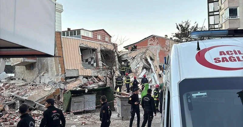 В Турции рухнул жилой дом: под завалами остаются люди ФОТО