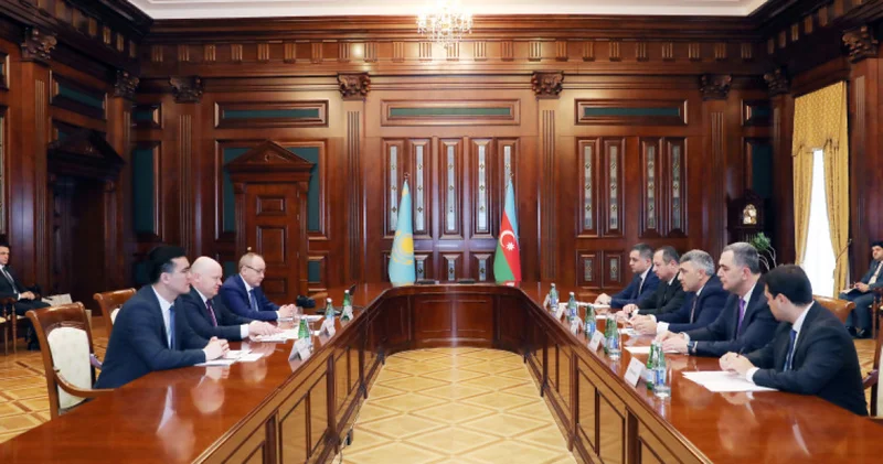 Qazaxıstanın Ali Məhkəmə Şurasının sədri Azərbaycan Ali Məhkəməsində olub Görüş + FOTO