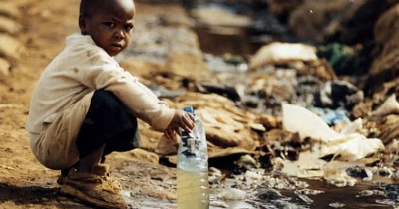 “Nature”: Afrikada 717 milyondan çox insanın təmiz suya çıxışı yoxdur