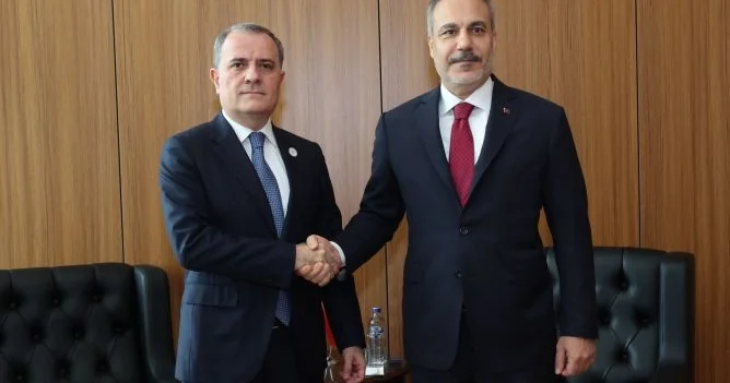Bayramov Fidanla görüşüb