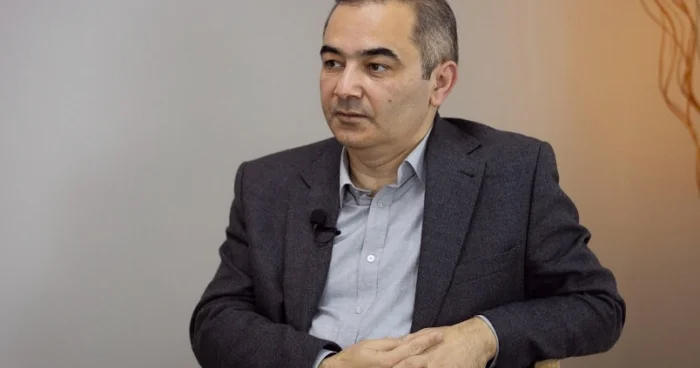 Yorğan döşək yox, ideoloji qardaş köməyi │ Yalçın İslamzadənin yazısı
