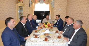 Milli Məclisin deputatı Anar Məmmədov şəhid ailəsini ziyarət edib