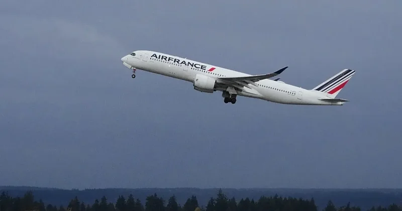 Air France продлила приостановку рейсов в Эр Рияд до 12 декабря