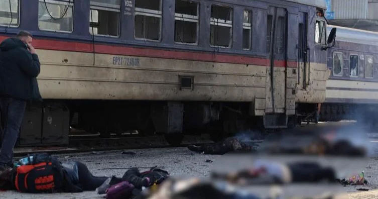Rusiya reaktiv PUA ilə sərnişin qatarını VURDU 13 ölü, 10 yaralı