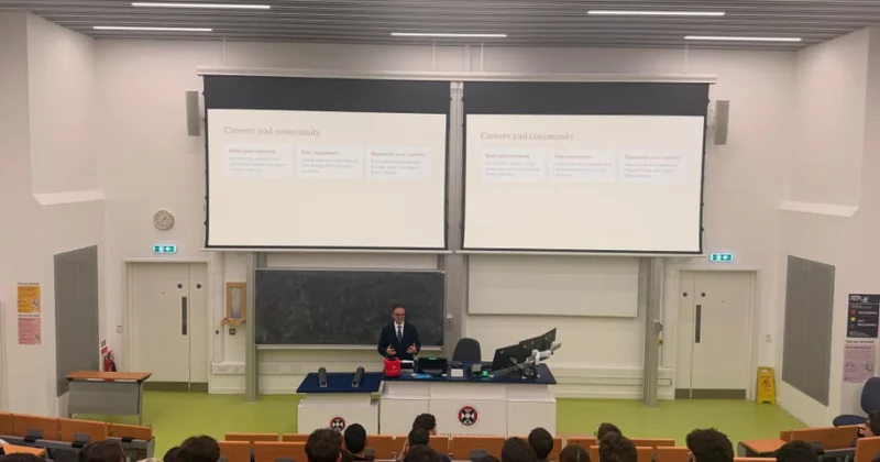 Edinburq Universitetində təhsil alan Dövlət Proqramı təqaüdçüləri ilə görüş olub