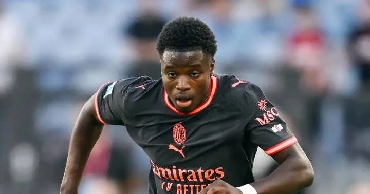Milan la yeni müqavilə imzalayacaq, maaşı 1,8 milyon avroya yüksələcək