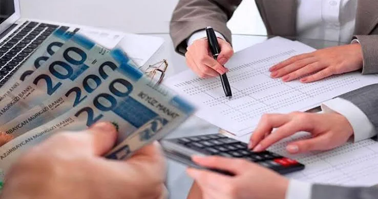 Dövlət büdcəsinin gəlirləri proqnozu 2.8% üstələyib