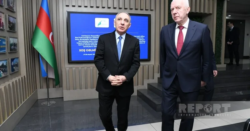 Кямран Алиев наградил генпрокурора России юбилейной медалью