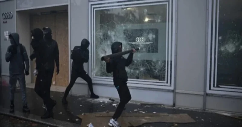 Fransada etirazların vurduğu zərərin 1,1 milyard avronu keçəcəyi gözlənilir
