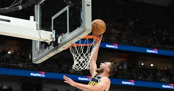 Nikola Yokiç NBA tarixində ikinci oldu Gecənin nəticələri