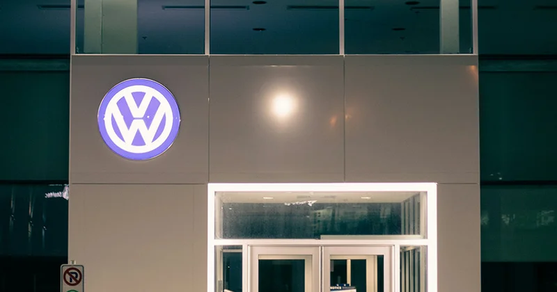 Volkswagen 5,8 milyard avro zərər etdi