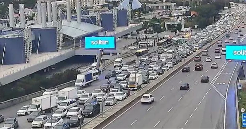 В Баку наблюдаются плотные пробки на ключевых проспектах и улицах ФОТО