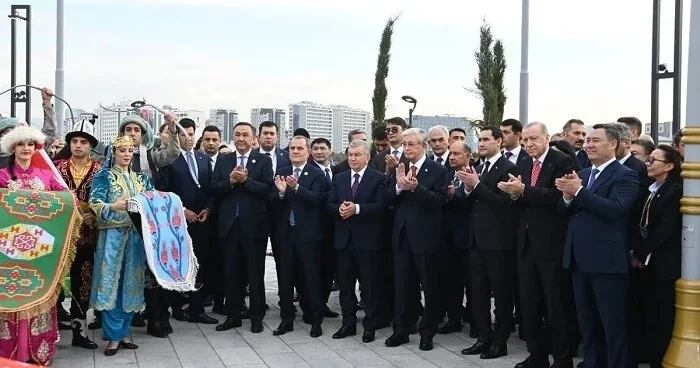 Ceyhun Bayramov türk liderlərlə parkın açılışında Foto