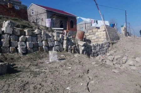Masazırda uçqun oldu: Ölən və yaralananlar var Yeni Çağ Media