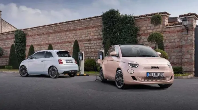 “Fiat 500e”nin istehsalı yenidən dayandırıldı