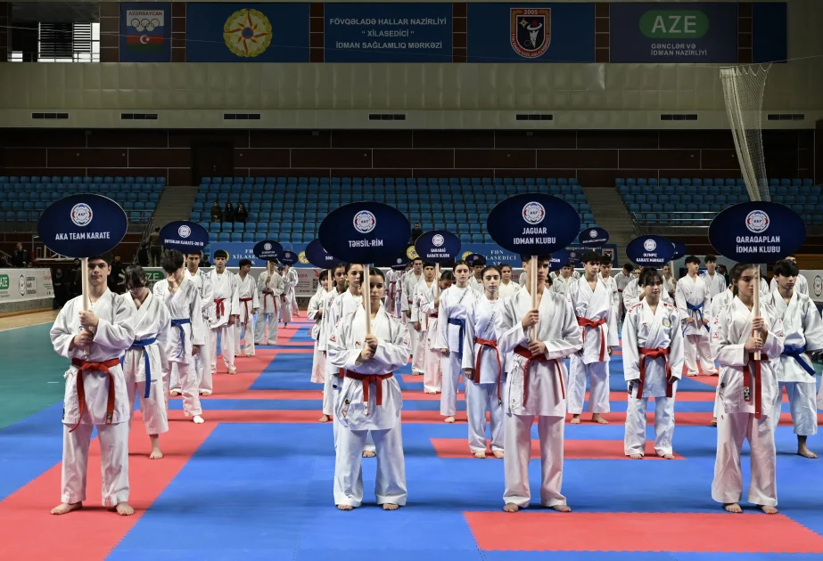 Karate üzrə Azərbaycan birinciliyi və çempionatının açılış mərasimi olub VİDEO AZƏRTAC