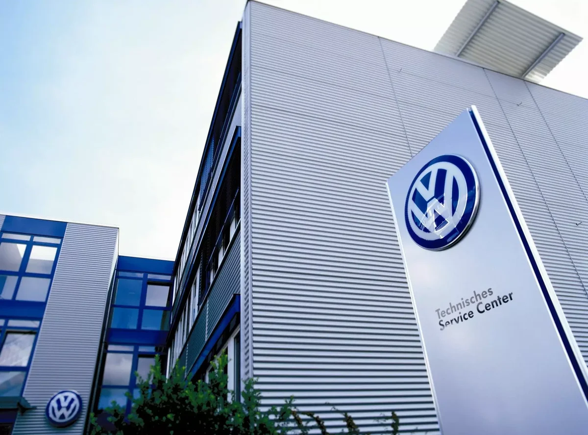 Almaniyada Volkswagen işçiləri tətilə hazırlaşır