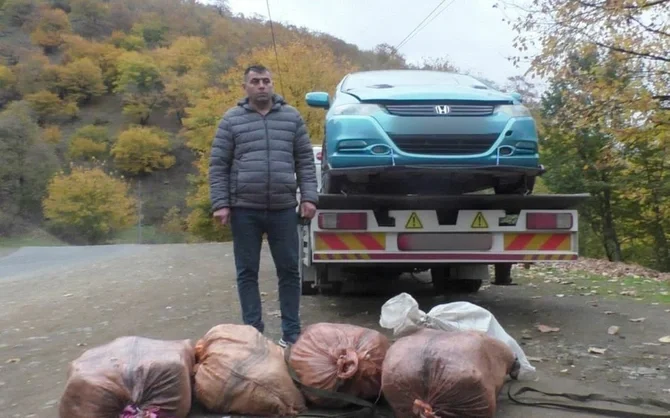 Narkotiklə dolu avtomobili evakuatorun üzərində Bakıya gətirmək istəyən dəstə üzvləri saxlanılıblar Xəbər saytı Son xəbərlər və Hadisələr