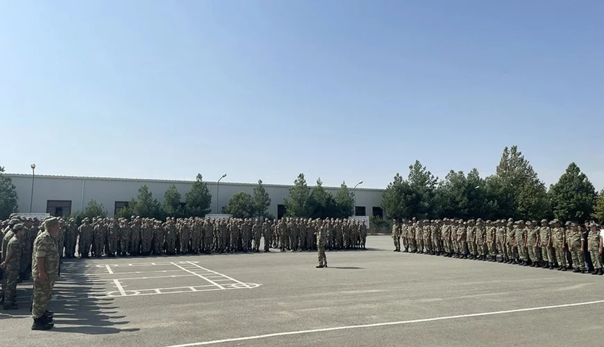 Müdafiə Nazirliyi ehtiyatda olan hərbçilərlə bağlı məlumat yaydı