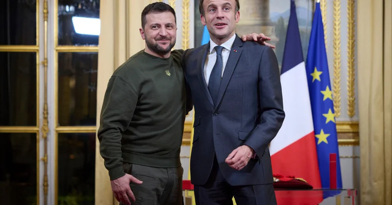 Зеленский вновь едет во Францию Minval Politika