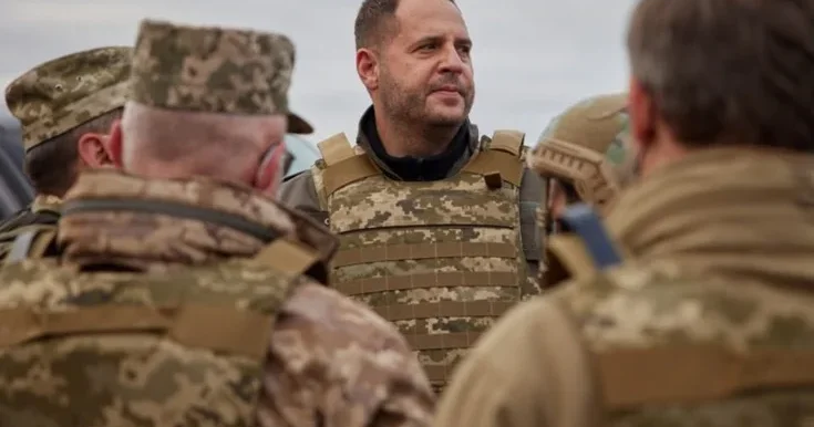 Yermak cəbhəyə gedir “Məni rüsvay etdilər”