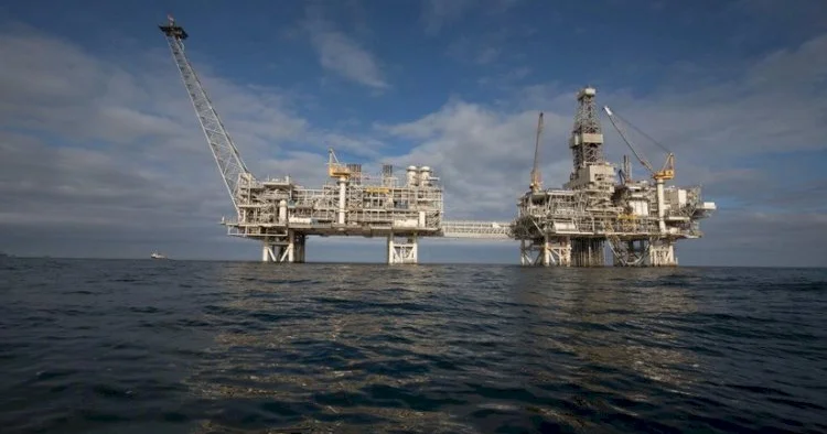 Xəzərdəki boru kəməri pilotsuz katerlərin hücumuna məruz qalıb