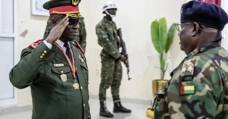 Словно не госпереворот, а смена декораций новый мир