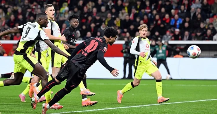 Borussiya Bayer i səfərdə məğlub etdi VİDEO