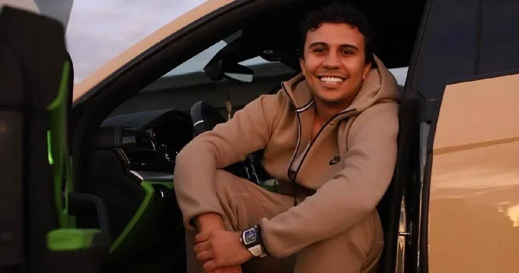 Блогера азербайджанца избили в прямом эфире