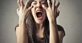 Azərbaycan qadınlarında da rast gəlinən İsterik nevroz Əlamətləri