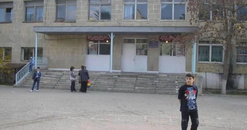 Məktəb həyətində daha bir ölüm