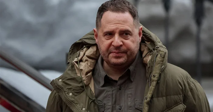 Andrey Yermak cəbhəyə yollanır?