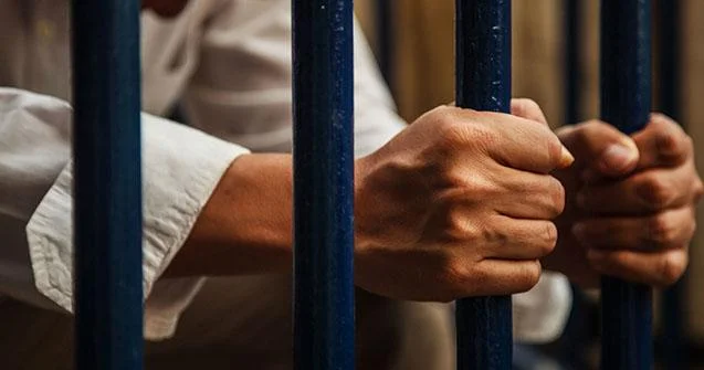 Borclu şəxs qismində axtarışda olan 300 dən çox şəxs saxlanılıb