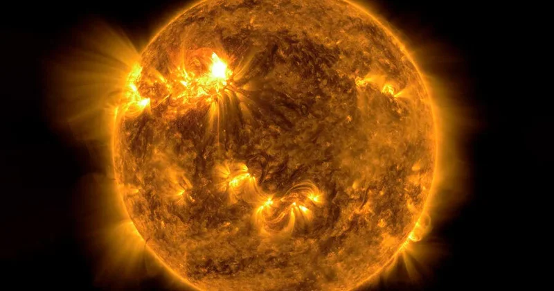 На Солнце произошло пять сильных вспышек