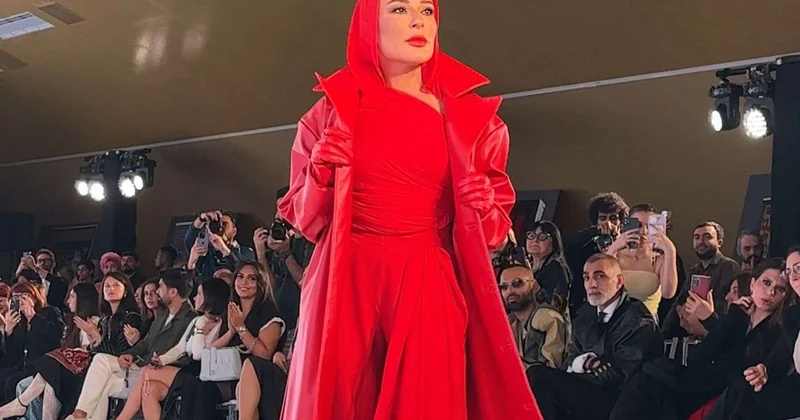 Tünzalə Ağayeva podiumda FOTO, VİDEO