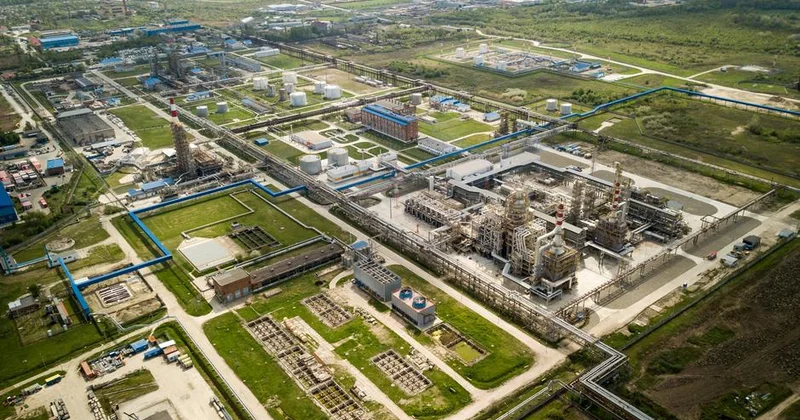 Ukrayna Krasnodarda böyük neft zavoduna zərbə endirib