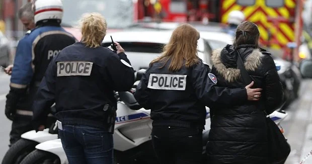 Polis France Televisions media qrupunun ofisini mühasirəyə aldı