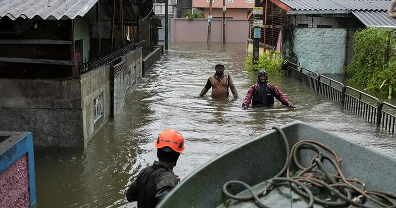 Циклон Дитва ударил по Шри Ланке более 100 человек погибли