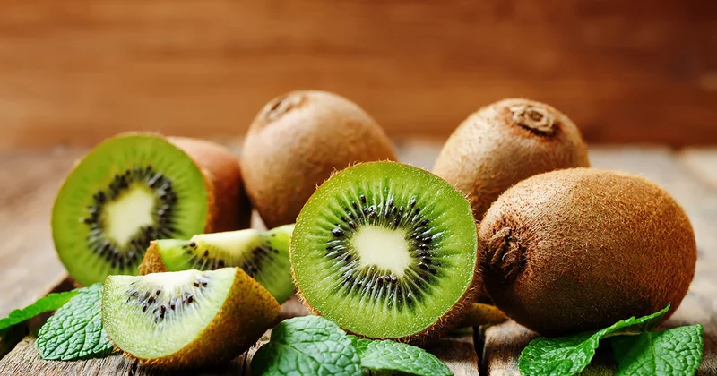 Yatmazdan əvvəl bir kivi yeyin!