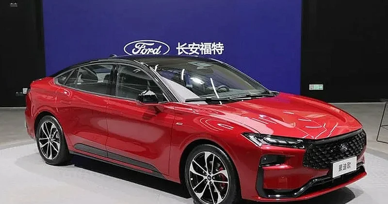 В Китае представили новый Ford Mondeo 2026