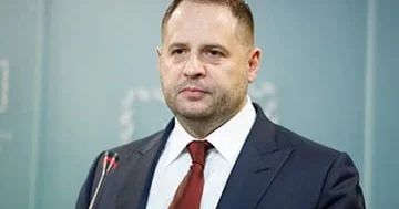 ...Yermakı tağımın tərkibinə götürməyə hazıram...